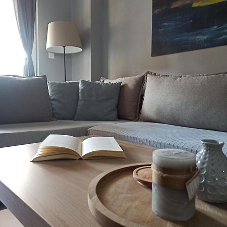 Deluxe Lodge 沃洛斯 外观 照片
